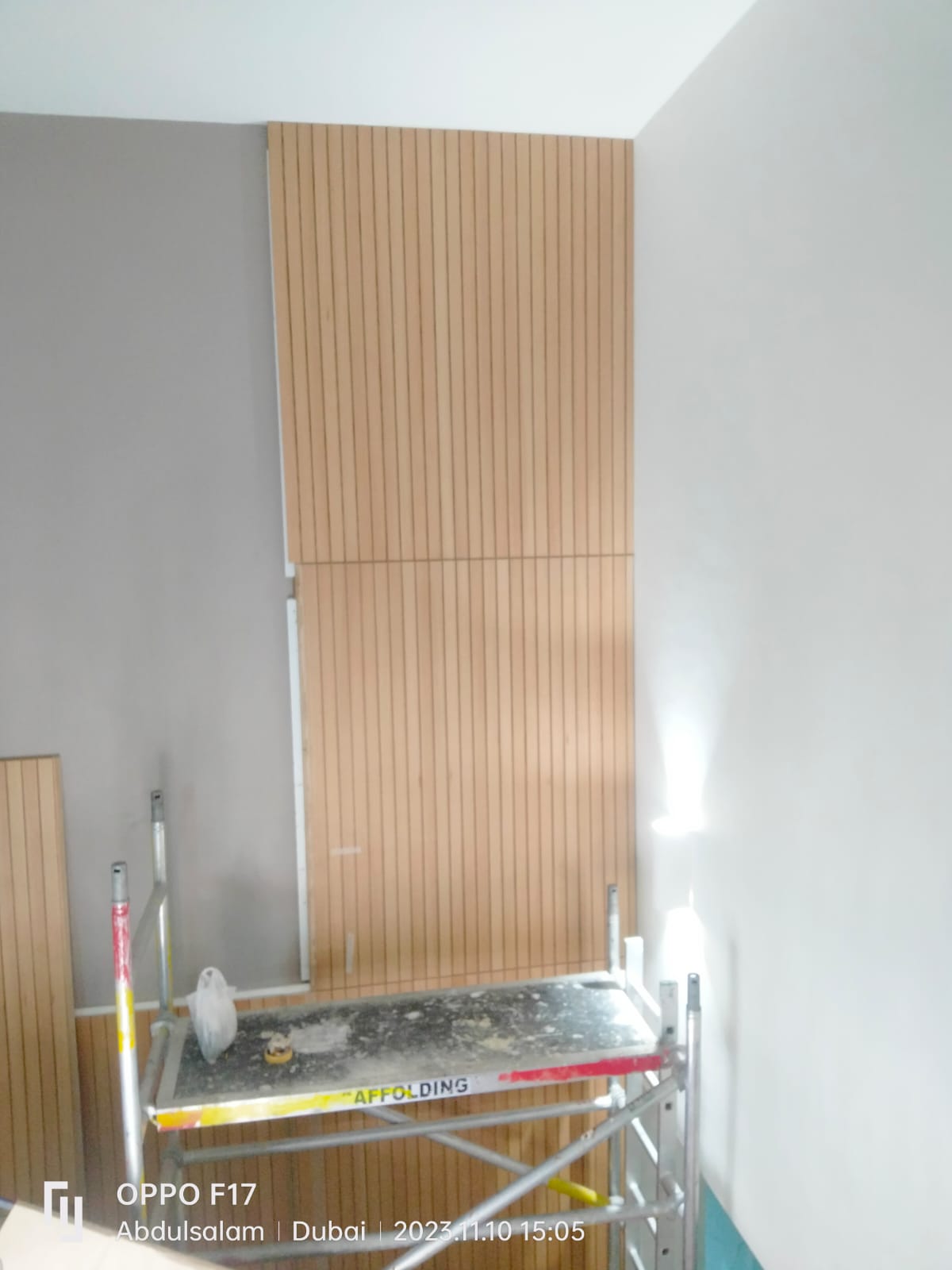 Al Bastoni Perfume Shop - Before / Wall Cladding